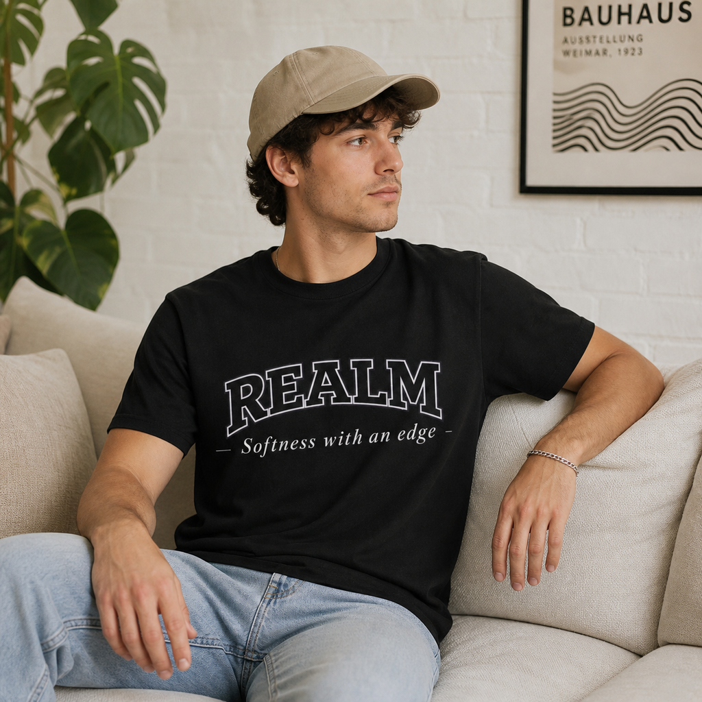 The First Realm Tee🖤